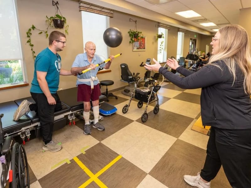 Shawnee Post Acute Rehabilitation Center - Assisted Living in Overland Park, KS photo 2