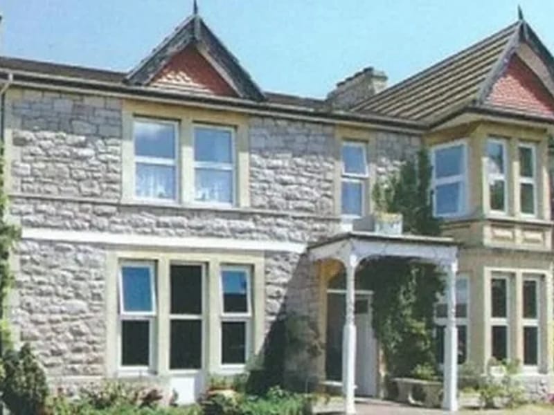 Mendip Lodge - Nursing Home in Claverham, England photo 2