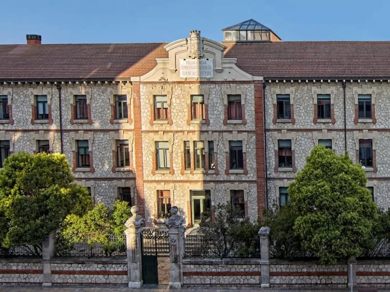 Residencia San Agustín - Hogar de Ancianos in Burgos, Castilla y León photo 1
