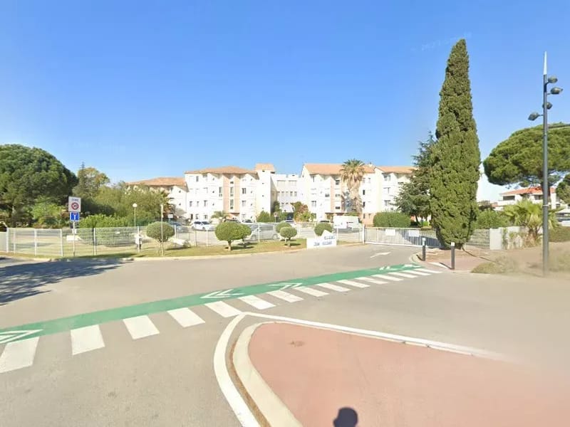 Ehpad Jean Rostand - EHPAD in ST CYPRIEN, Occitanie photo 2