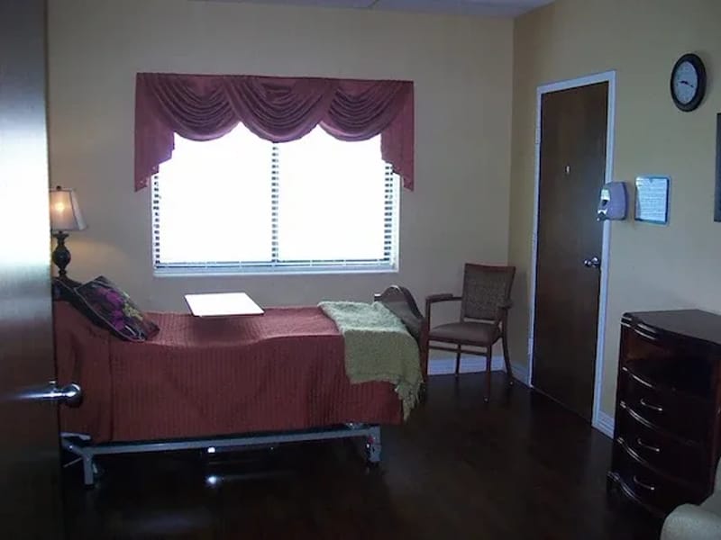 Nhc Healthcare, Scott - Nursing Home in Lawrenceburg, TN photo 1