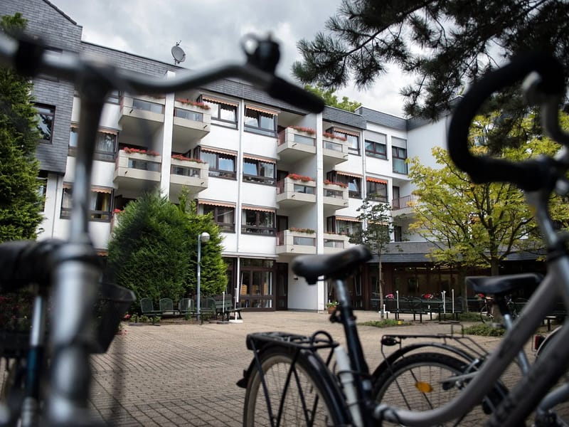 Altenheim St. Albertus II - Pflegeheim in Leverkusen, Nordrhein-Westfalen photo 1