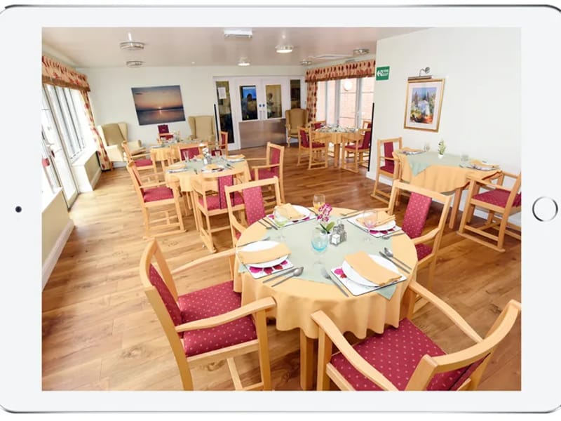 Oaklands Nursing Home - Nursing Home in Hereford, England photo 2