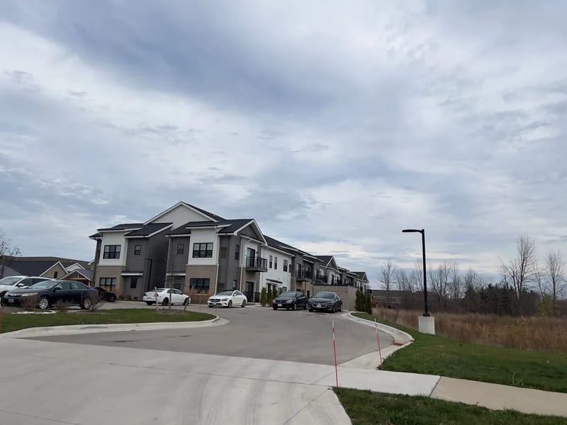 Terova Senior Living Of Mequon - Assisted Living in Mequon, WI photo 2