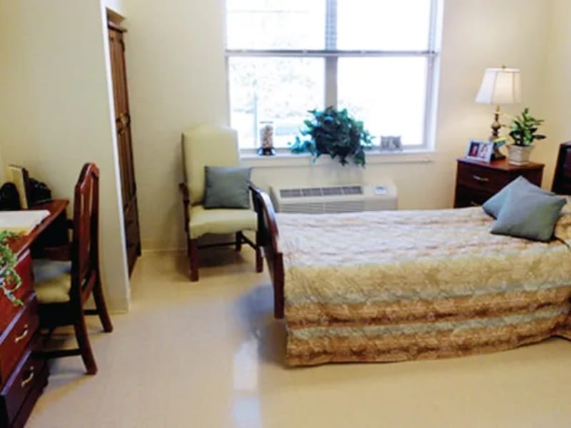 Bangor - Assisted Living in Bay City, MI photo 2