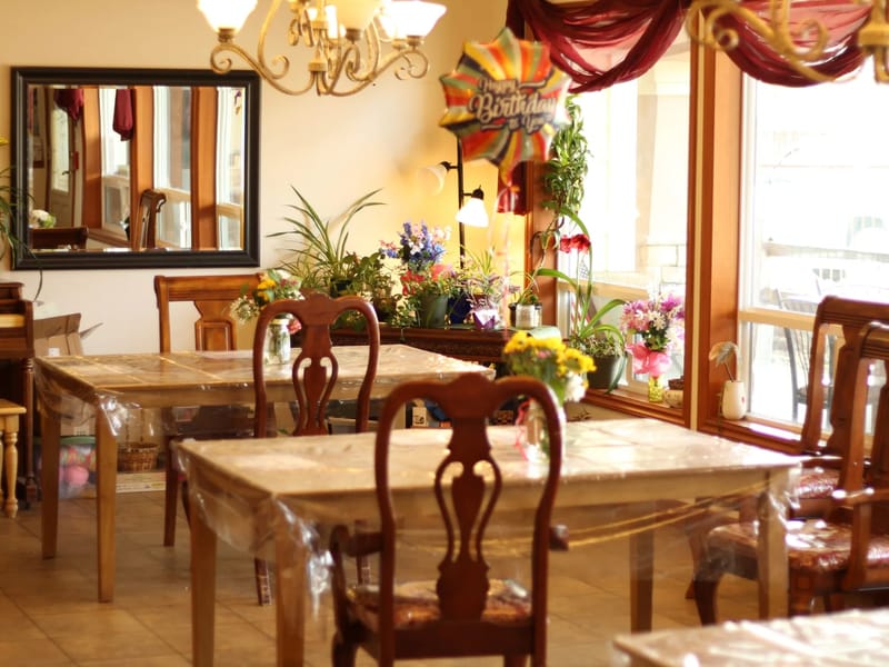Hearthstone Village, Llc - Assisted Living in Kootenai, ID photo 3