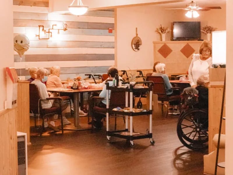 Eagle Valley Personal Care Home - Assisted Living in Milesburg, PA photo 2