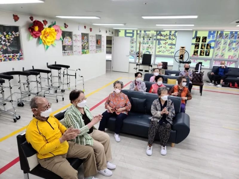 김해생생노인주간보호센터 - 방문요양 in 김해시, 경상남도 photo 1