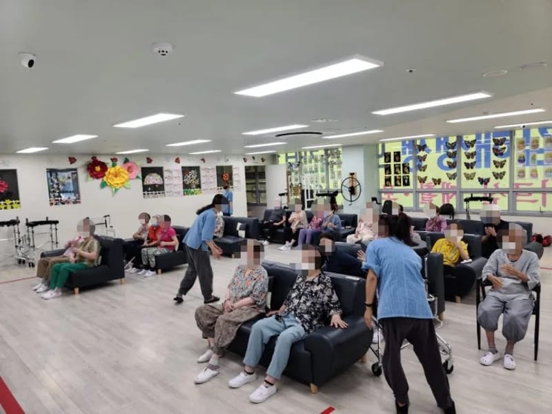 김해생생노인주간보호센터 - 방문요양 in 김해시, 경상남도 photo 3