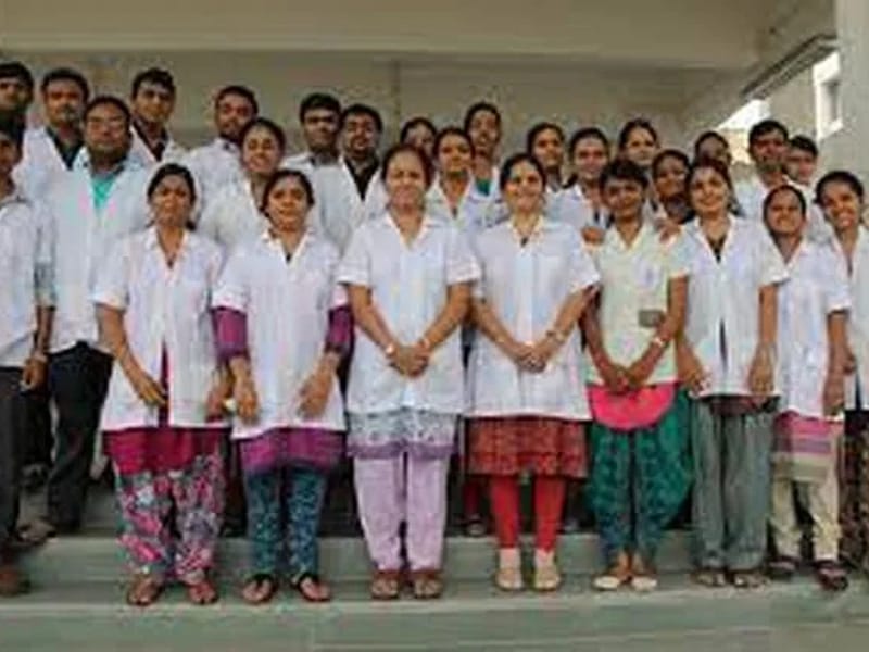 Government (CL & SC) Spine Institute and Physiotherapy College - अंतः रोगी पुनर्वास in Ahmedabad, Gujarat photo 1