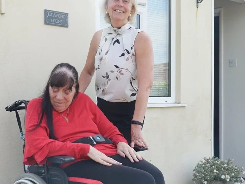 Lawford Lodge - Assisted Living in Poole, England photo 4