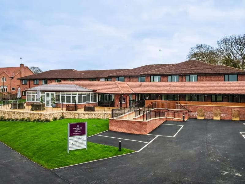 Edingley Lodge Care Home - Nursing Home in Newark, England photo 2