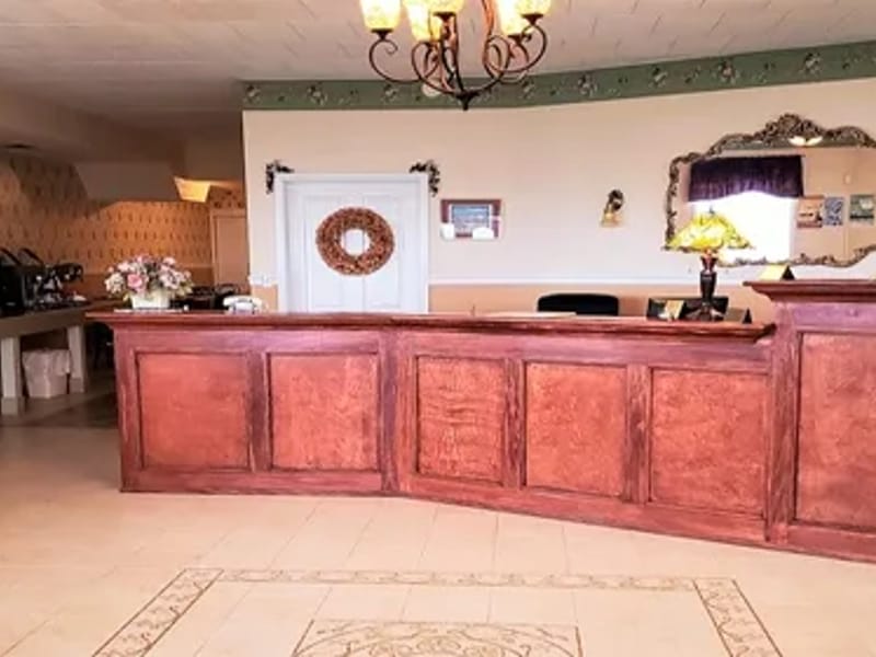 Avondale Rest Home - Assisted Living in Leigh On Sea, England photo 2