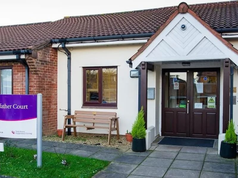 Pennefather Court in Aylesbury, England photo 1