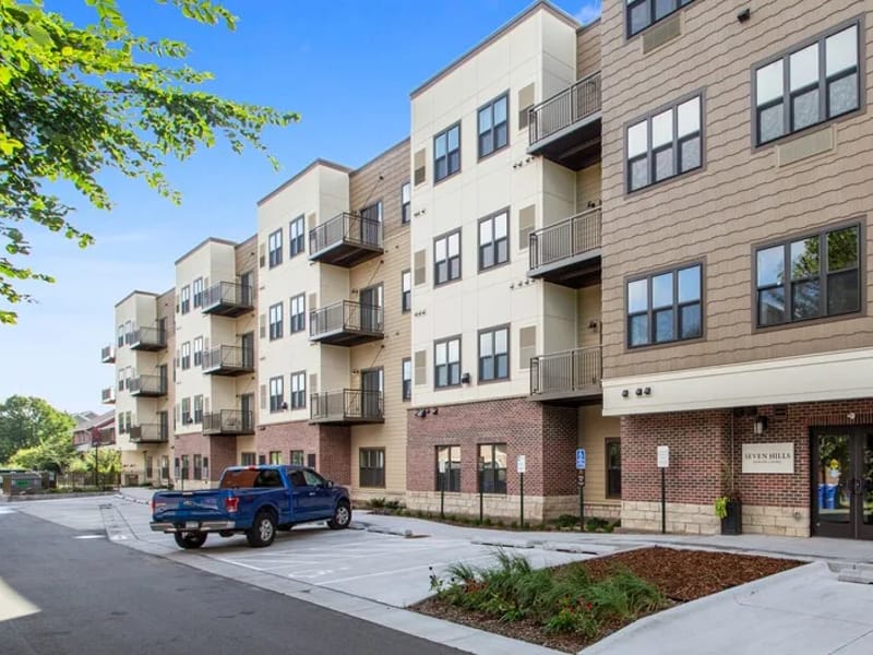 7 Hills Senior Living - Assisted Living in Tujunga, CA photo 2