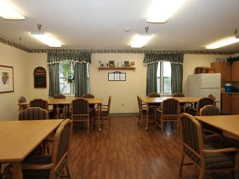 Diversicare of Lanett — Nursing Home, Lanett, AL · photo 3