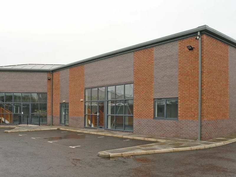 The Court - Assisted Living in Wirral, England photo 2