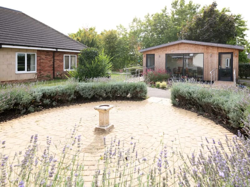 Manton Heights Care Centre in Bedford, England photo 2