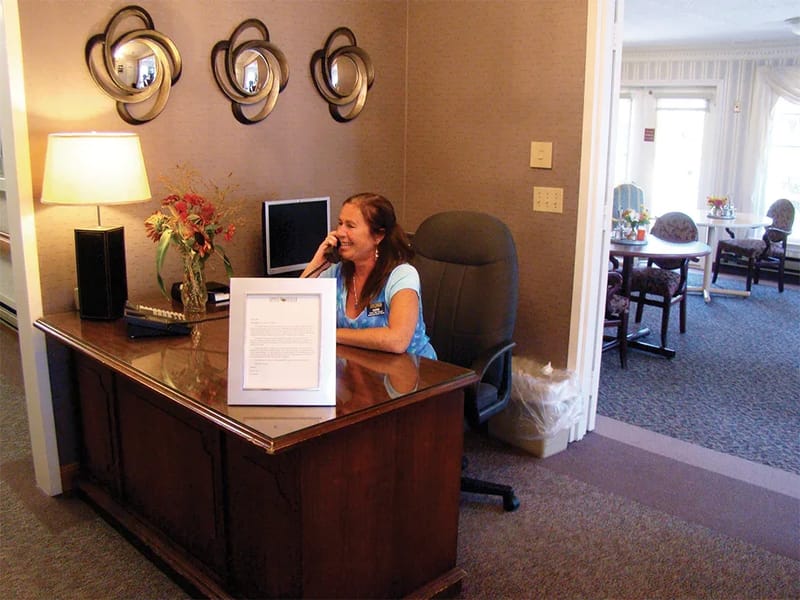 Apple Rehab Avon - Nursing Home in Avon, CT photo 2