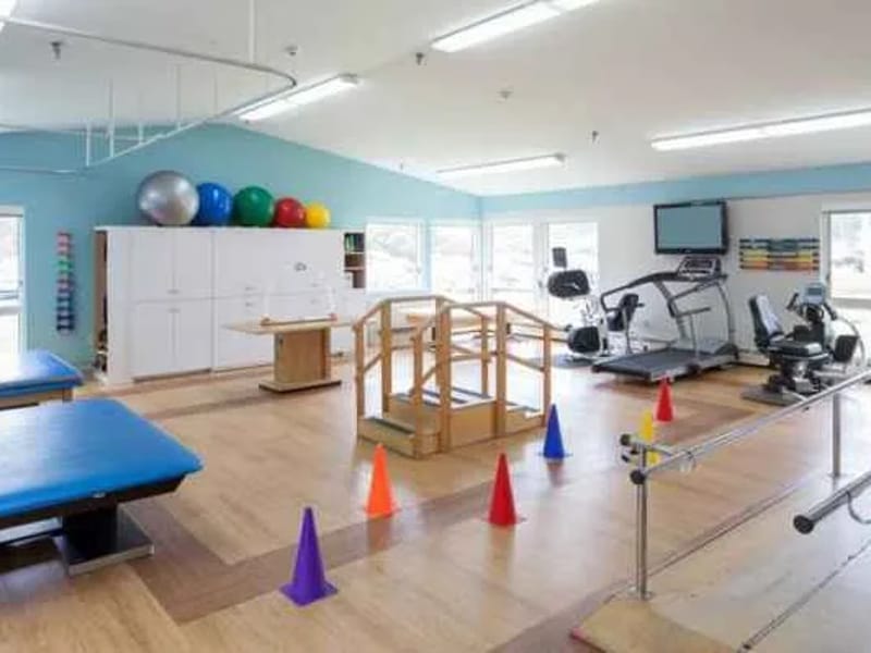 Hackett Hill Healthcare Center - Nursing Home in Manchester, NH photo 3