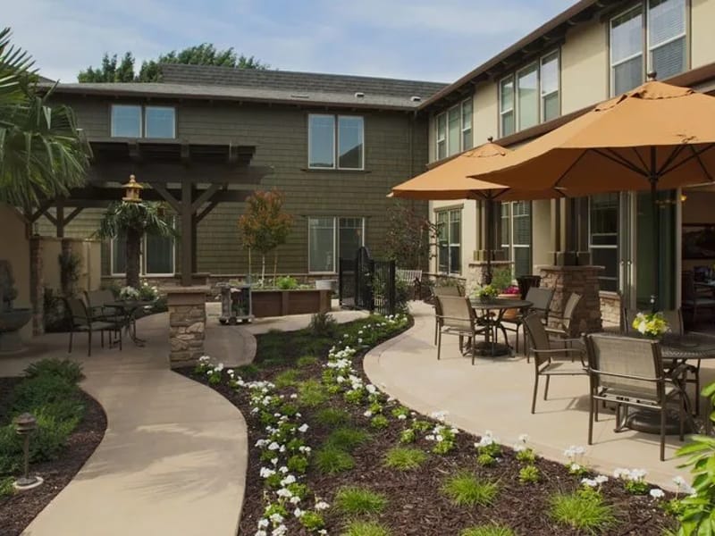 Clear View Retirement Group/Skyview - Assisted Living in Fresno, CA photo 2