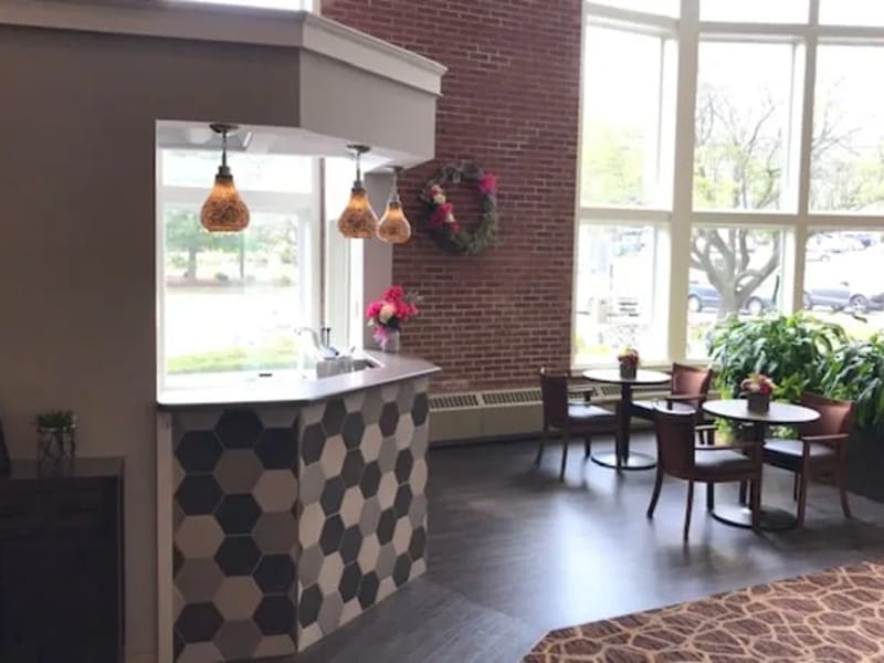 Alden Park Strathmoor - Nursing Home in Rockford, IL photo 1