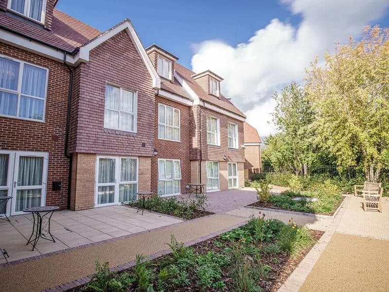 Martlet Manor - Nursing Home in Haywards Heath, England photo 3