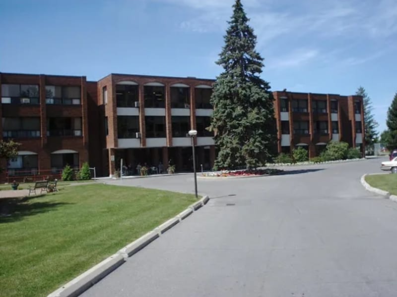 Extendicare/Medex - Nursing Home in Ottawa, ON photo 3
