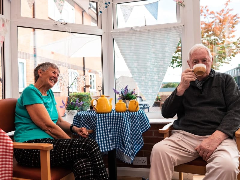 Newgate Lodge Care Home - Nursing Home in Mansfield, England photo 2