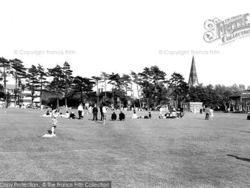 St George's Park Limited - Assisted Living in Burgess Hill, England photo 2