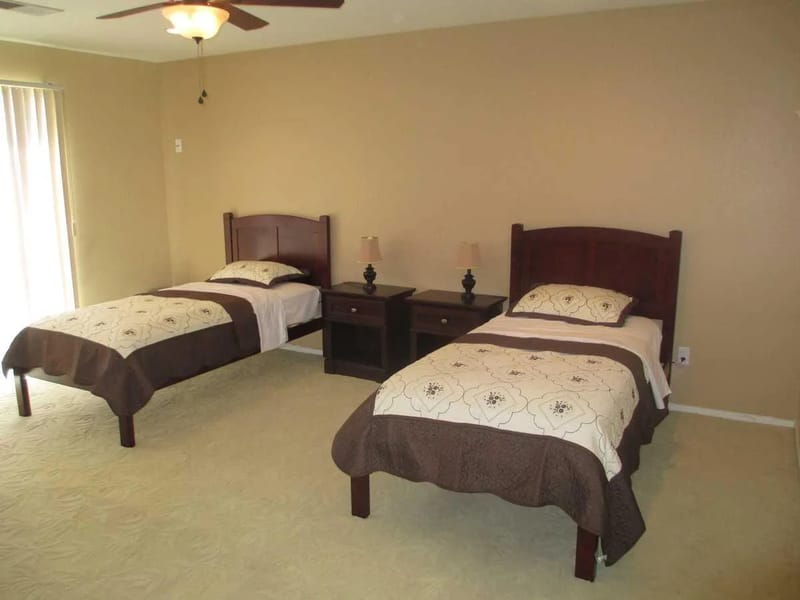 A & A Bakersfield Care Home - Assisted Living in Bakersfield, CA photo 2