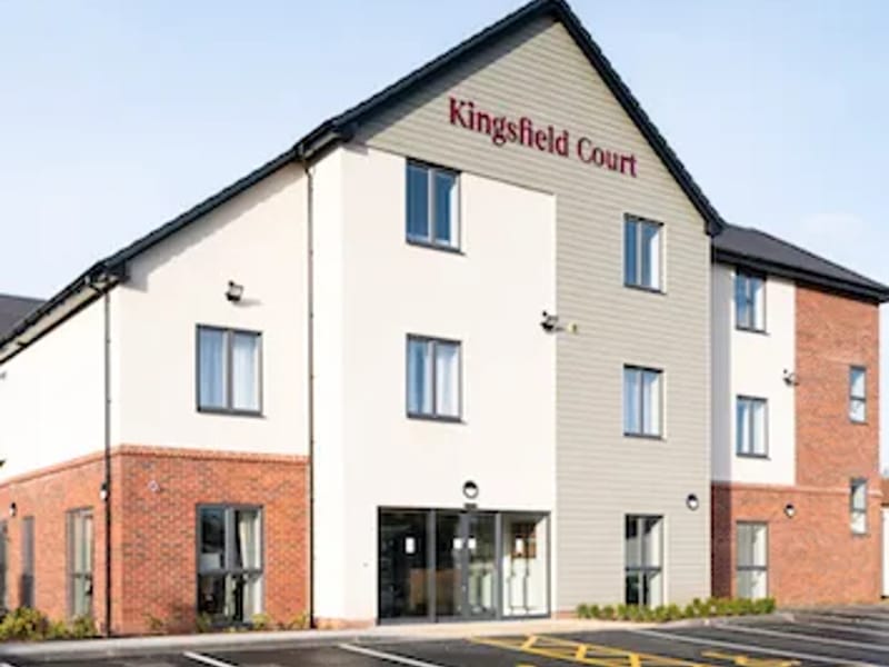Kingsfield Court Care Home in Leicester, England photo 2