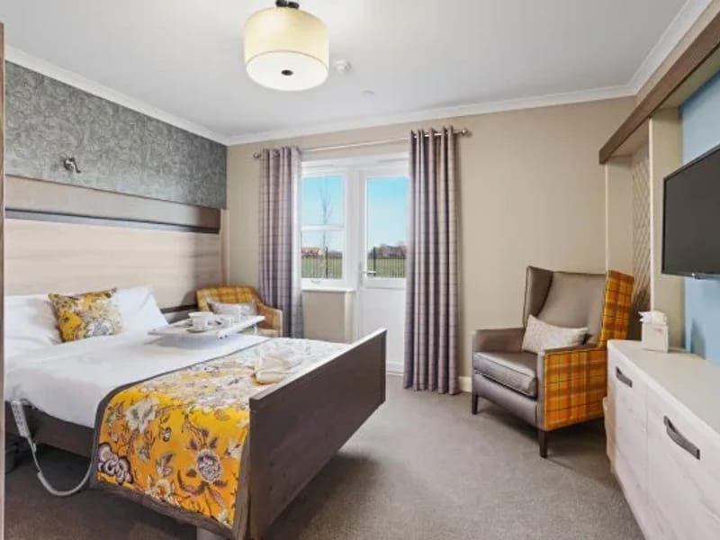 Woodlands Court Care Home - Assisted Living in Wigan, England photo 3