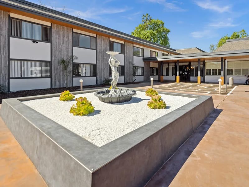 A1 Del Monte Stockton - Assisted Living in Stockton, CA photo 2
