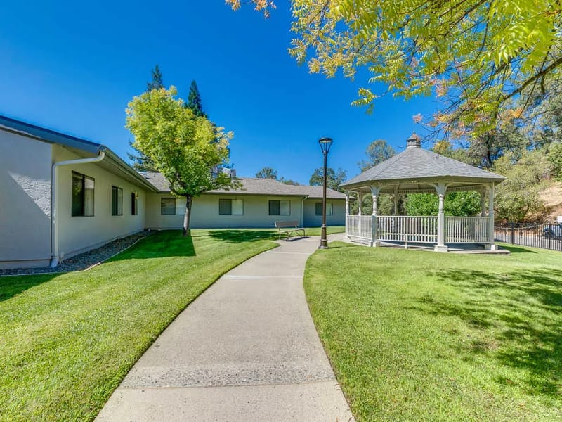 Auburn Ravine Terrace - Assisted Living in Auburn, CA photo 3