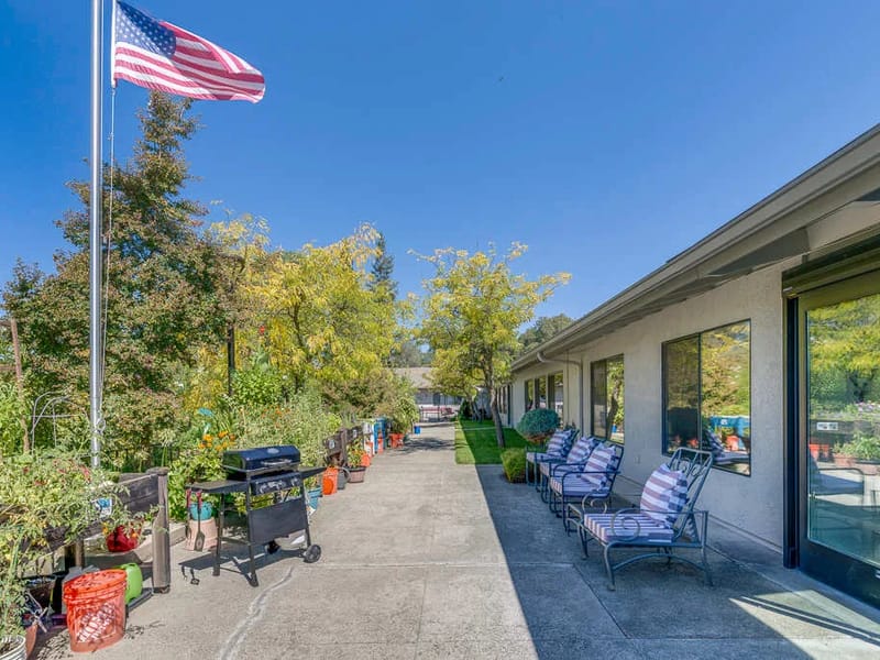 Auburn Ravine Terrace - Assisted Living in Auburn, CA photo 2