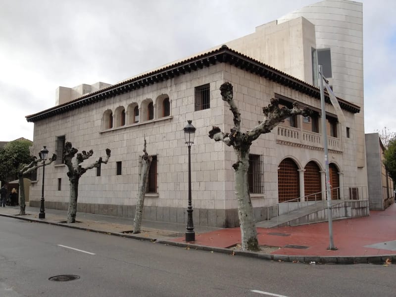 Residencia Colón - Hogar de Ancianos in Valladolid, Castilla y León photo 1