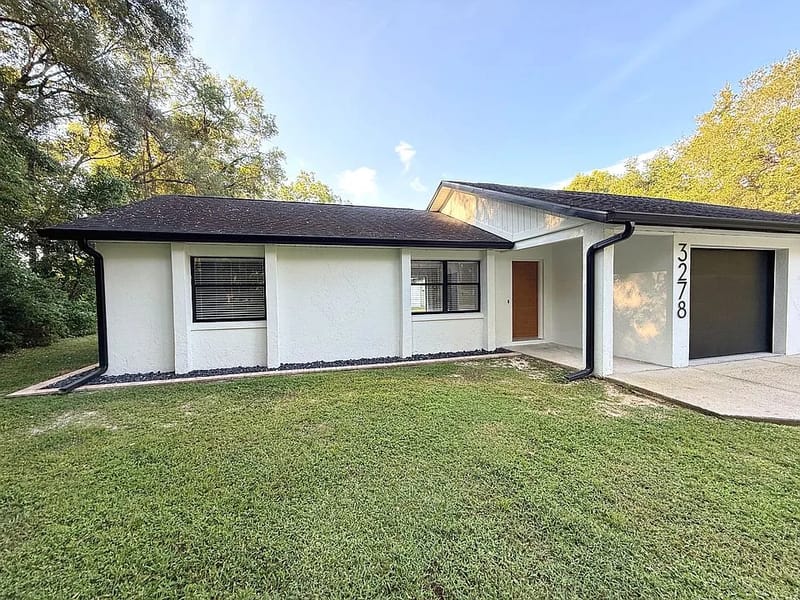 Crown Court - Assisted Living in Inverness, FL photo 2