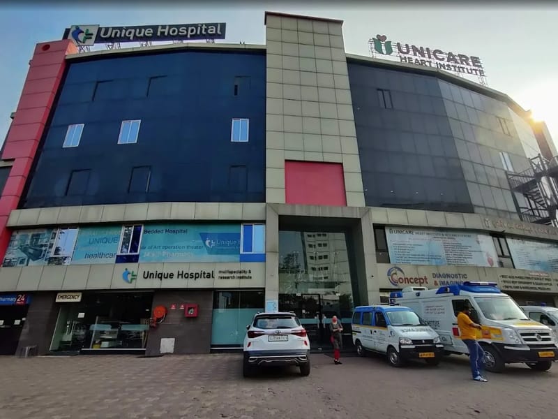 Unicare Heart Institute And Research Center - अस्पताल in Surat, Gujarat photo 1