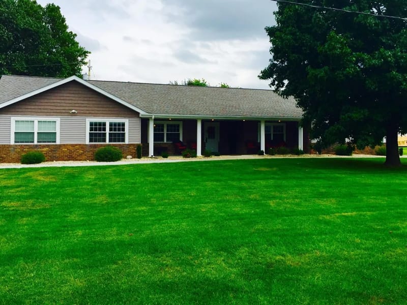 Arbor Rose Of Monticello - Assisted Living in Monticello, IL photo 3