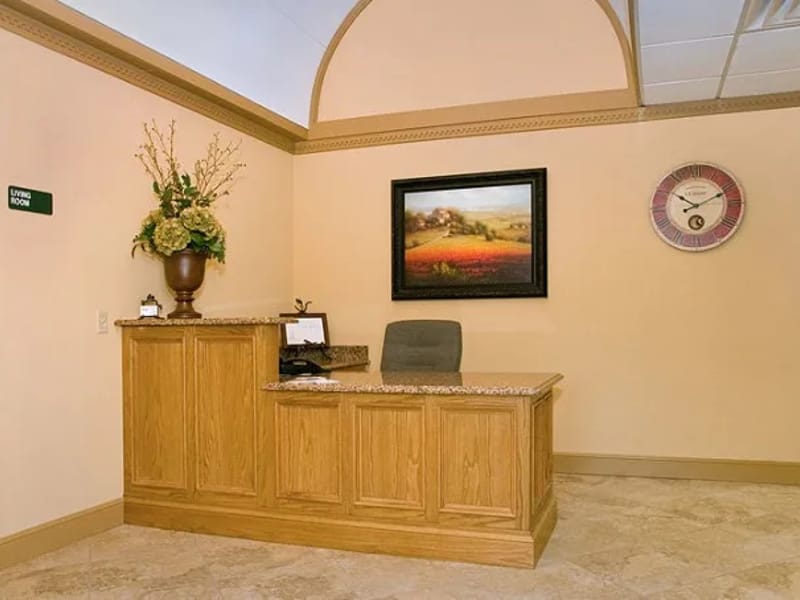 Broomhouse Nursing Home - Nursing Home in Chesterfield, England photo 3