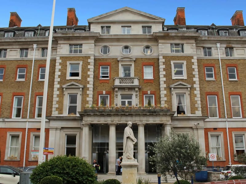 King's College Hospital - Hospital in London, England photo 4