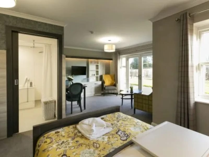 Overstone House Care Home - Nursing Home in Northampton, England photo 2