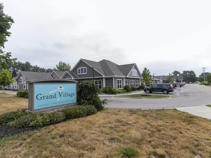 Aurora Pond - Assisted Living in Wyoming, MI photo 3