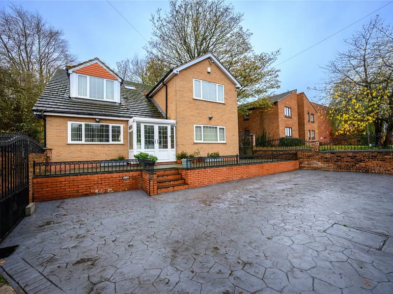 Parkfield House - Assisted Living in Wolverhampton, England photo 4