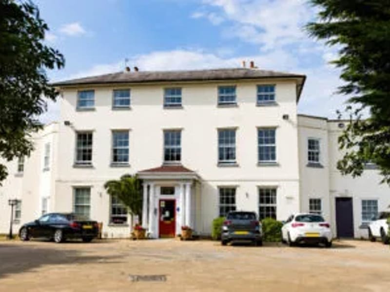 Parkfield House - Assisted Living in Wolverhampton, England photo 3