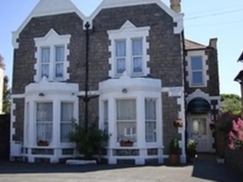 Neva Manor Care Home — Nursing Home, Weston-Super-Mare, England · photo 1