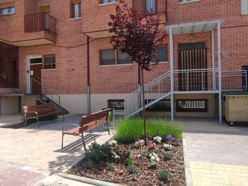 Residencia De Personas Mayores La Alameda - Hogar de Ancianos in Nava De La Asuncion, Castilla y León photo 3