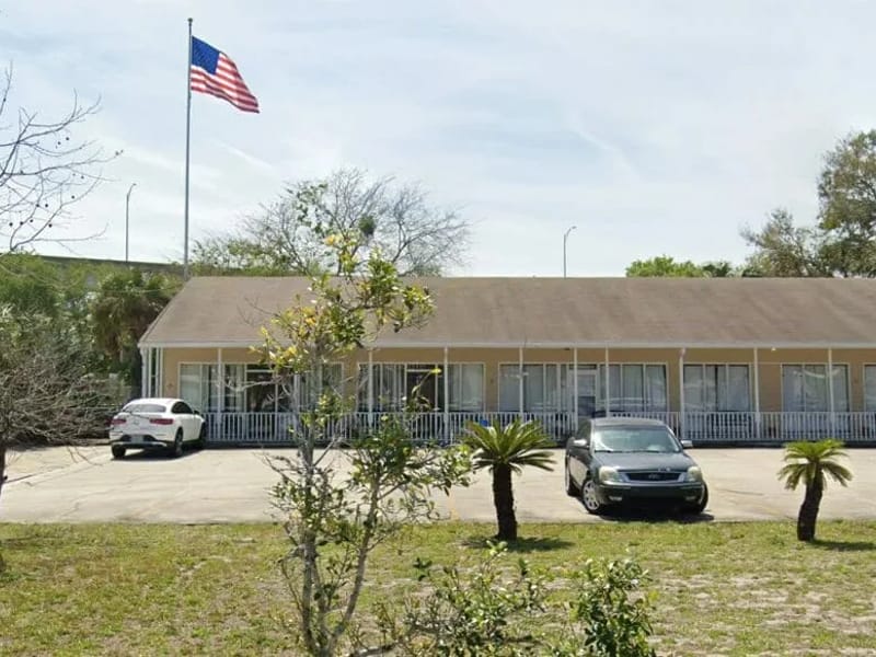 Almost Home Beaches - Assisted Living in Atlantic Beach, FL photo 2