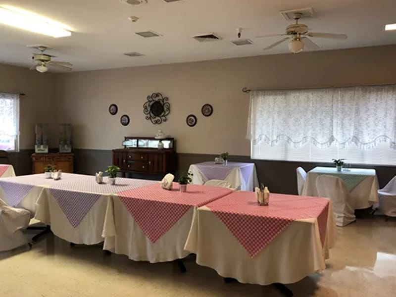 Desert Highlands Care Center - Nursing Home in Kingman, AZ photo 3